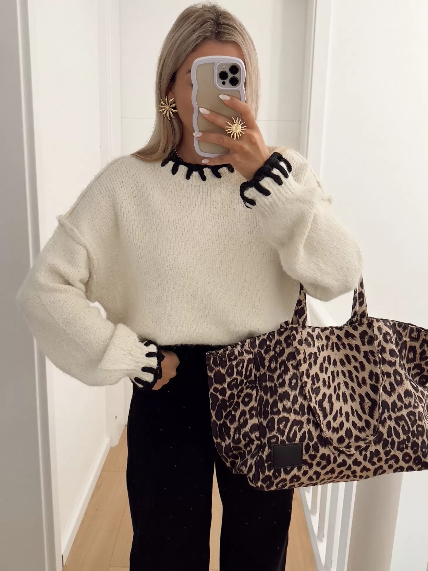 Hello Moon Shop Pull TOM Fashion