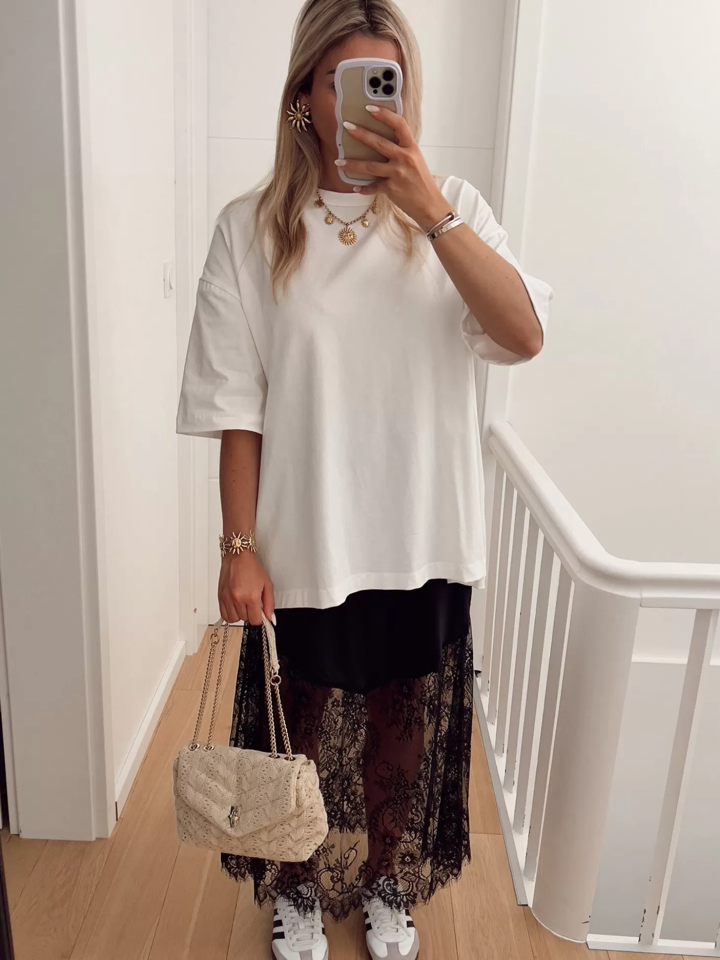 Hello Moon Shop T-shirt LAVOIE Cheap