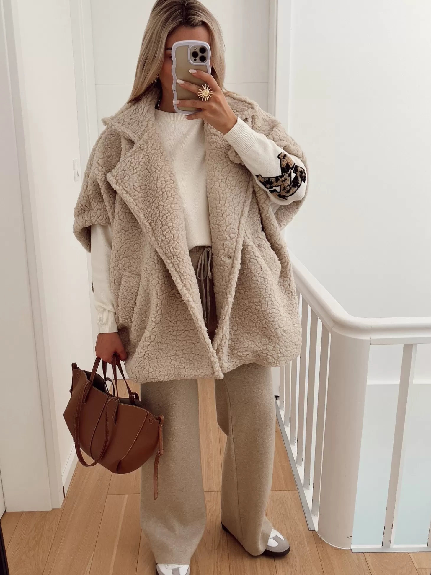 Hello Moon Shop Veste poncho IDA New